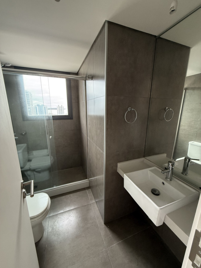 Apartamento ID.1902/ - Departamento con vista al mar 2 dormitorios y 2 baños 