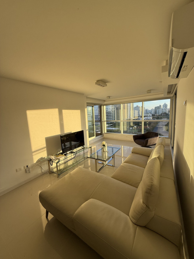 Apartamento ID.1797/ - LOOK BRAVA 2 SUITES + DEPENDENCIA