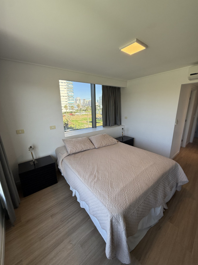 Apartamento ID.2112 - DEPARTAMENTO DE 3 DORMITORIOS EN PLAYA MANSA