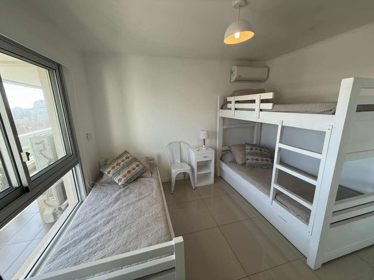 Apartamento ID.2079/ - Departamento en playa brava 2 baños y 2 dormitorios 