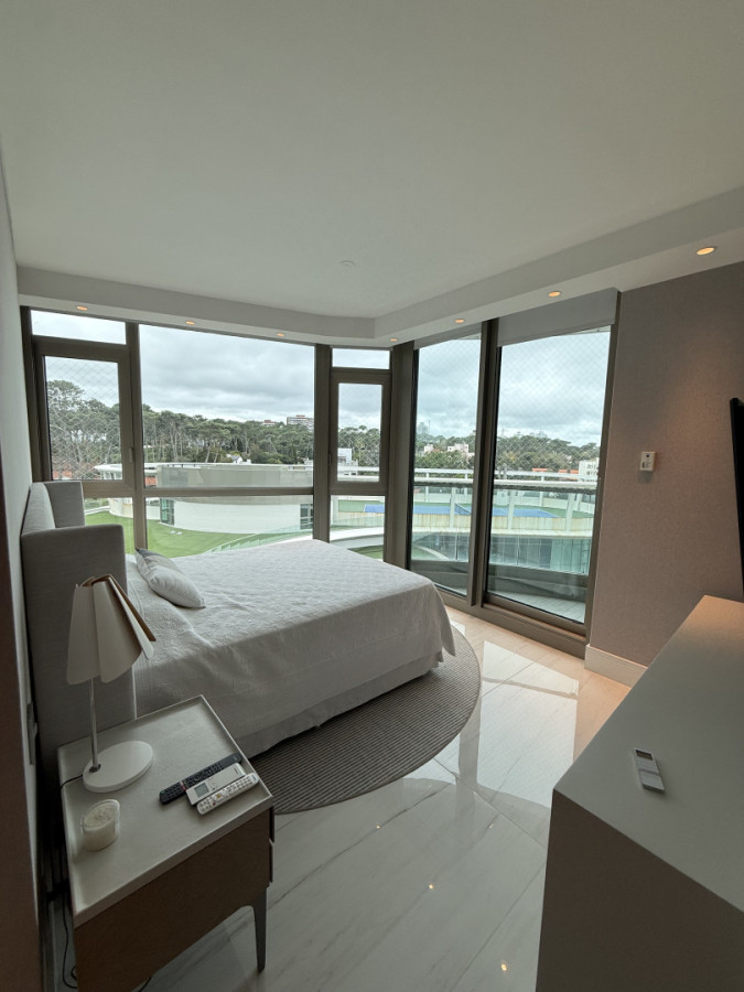 Apartamento ID.1751 -  Edificio Fendi Château Uruguay