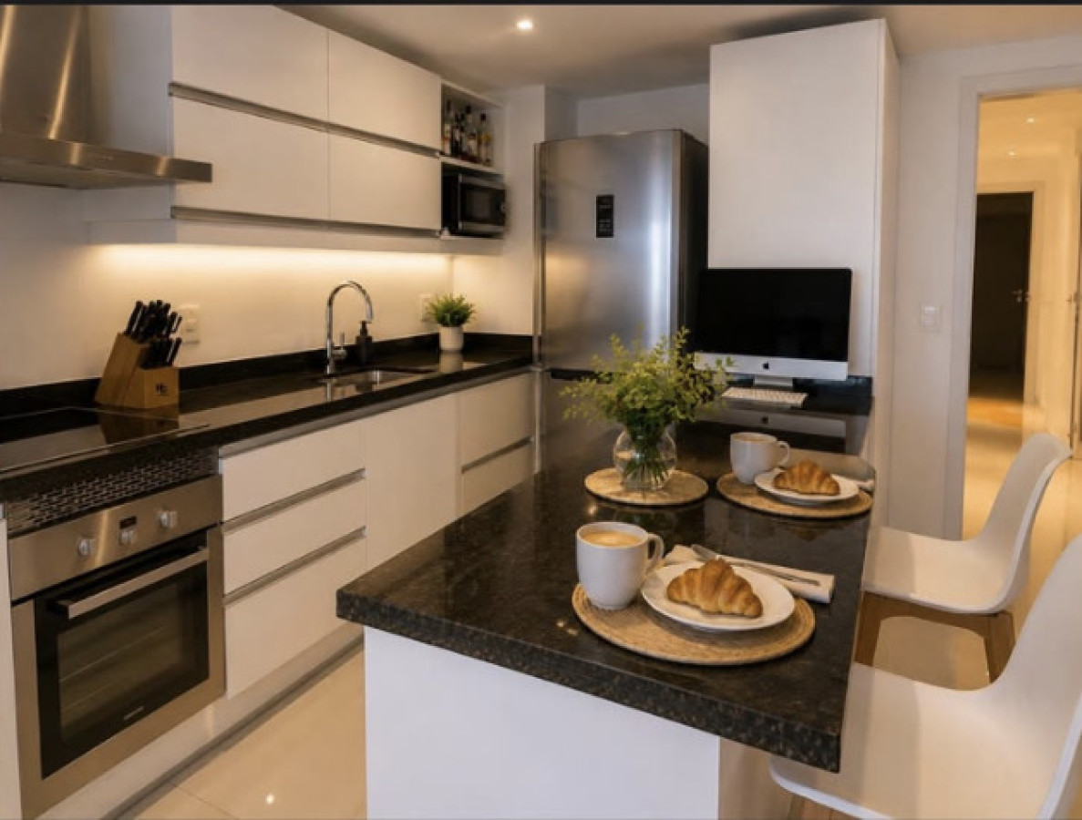 Apartamento ID.2193/ - Departamento de 2 dormitorios + Servicio en Torre Esmeralda 