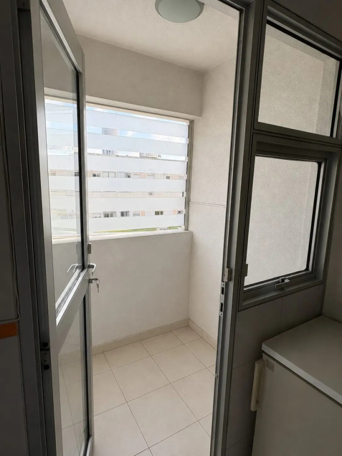 Apartamento ID.2251/ - Apartamento al frente cerca de Rambla del buceo