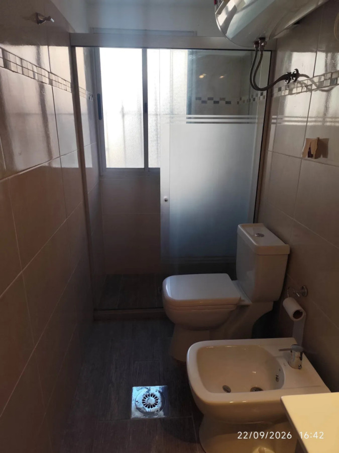 Apartamento ID.2464 - Tres dormitorios a una cuadra de la rambla