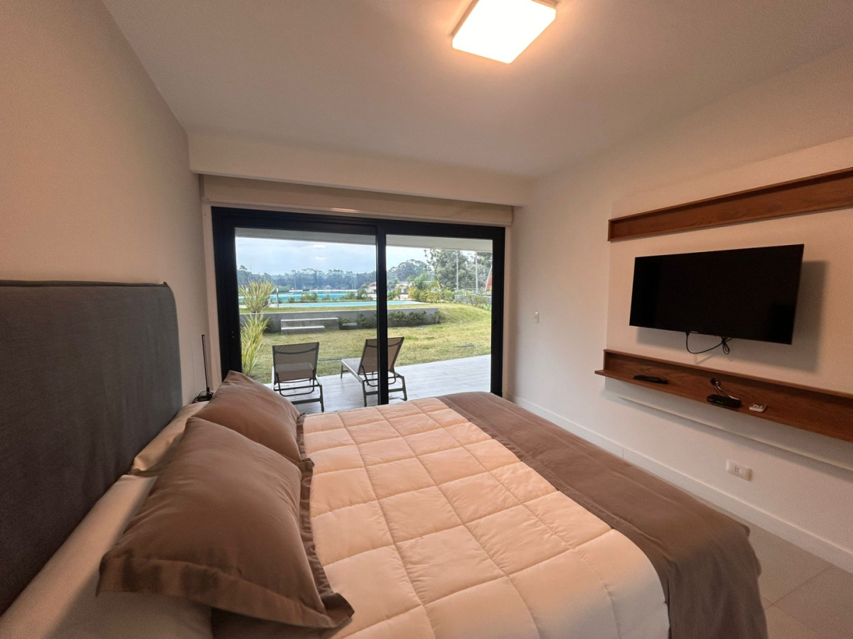 Apartamento ID.1968 - Crystal View 2 dorm