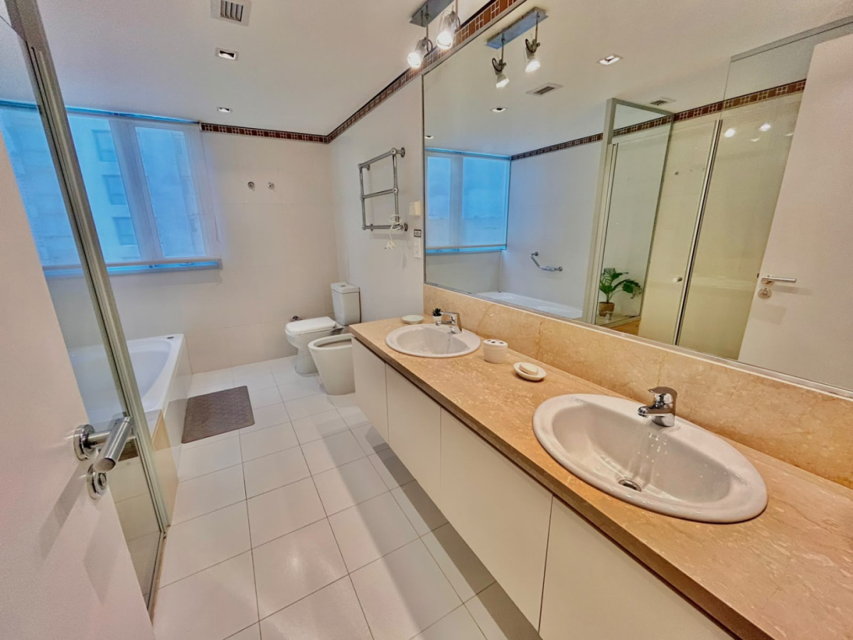 Apartamento ID.2286 - Apartamento de 3 dormitorios + Servicio en Le Parc 