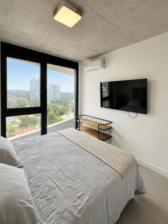 Apartamento ID.1957/ - Departamento 2 dormitorios 2 baños en Playa Brava 