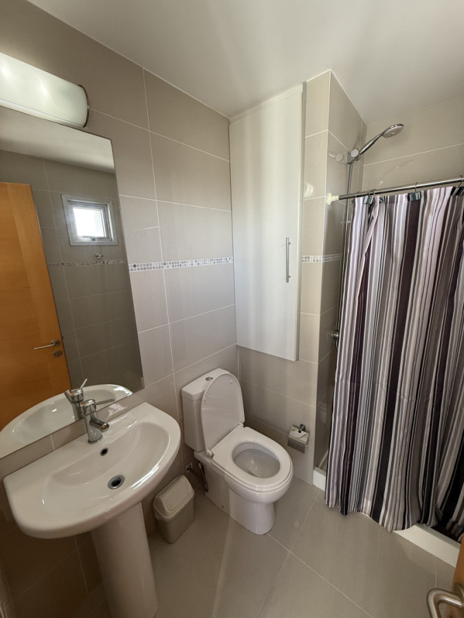Apartamento ID.2111 - Departamento de 2 dormitorios + dependencia en Playa Mansa