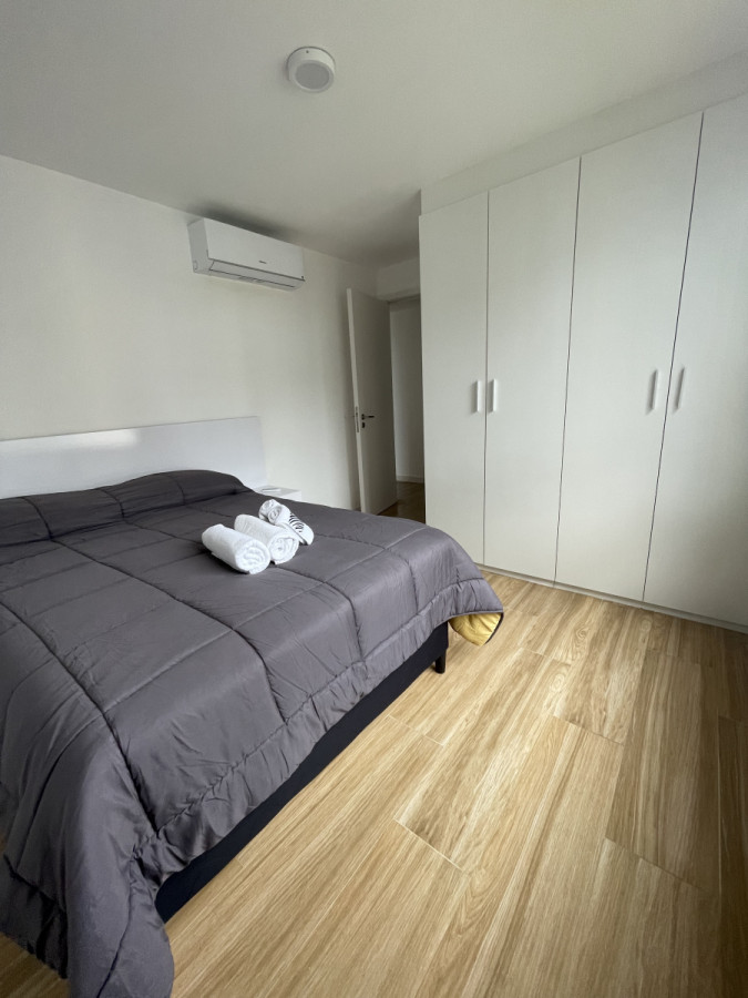 Apartamento ID.1469 - Alquiler Anual - Punta del Este- 2 dormitorios- Cochera- Amenities