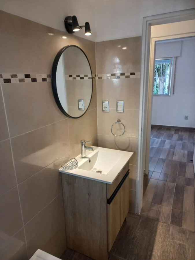 Apartamento ID.2464 - Tres dormitorios a una cuadra de la rambla