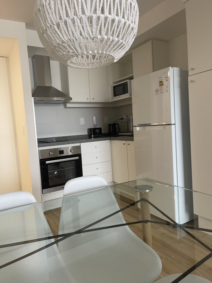 Apartamento ID.1469 - Alquiler Anual - Punta del Este- 2 dormitorios- Cochera- Amenities