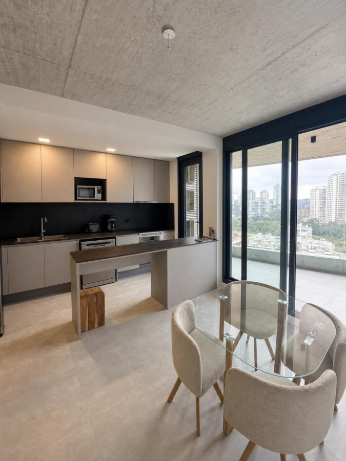 Apartamento ID.1957/ - Departamento 2 dormitorios 2 baños en Playa Brava 