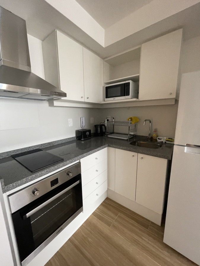 Apartamento ID.1469 - Alquiler Anual - Punta del Este- 2 dormitorios- Cochera- Amenities