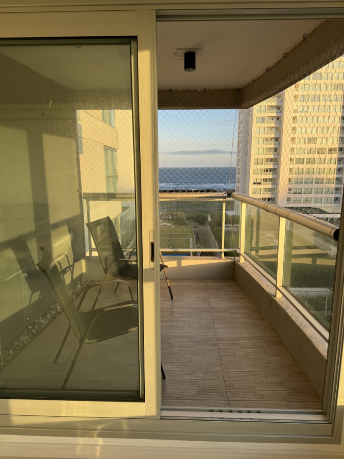 Apartamento ID.1797/ - LOOK BRAVA 2 SUITES + DEPENDENCIA