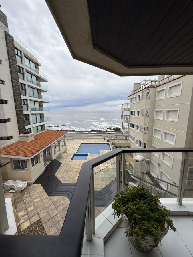 Apartamento ID.2392/ - Departamento Primera fila en peninsula 