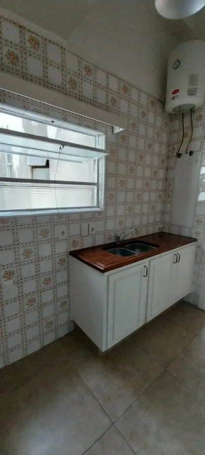 Apartamento ID.2399 - 2 Dormitorios a 1 cuadra de plaza independencia