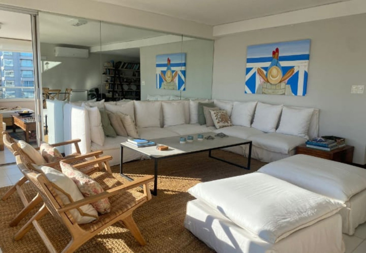 Apartamento ID.1806 - Tiburón 2. Tres dormitorios y dependencias de servicio