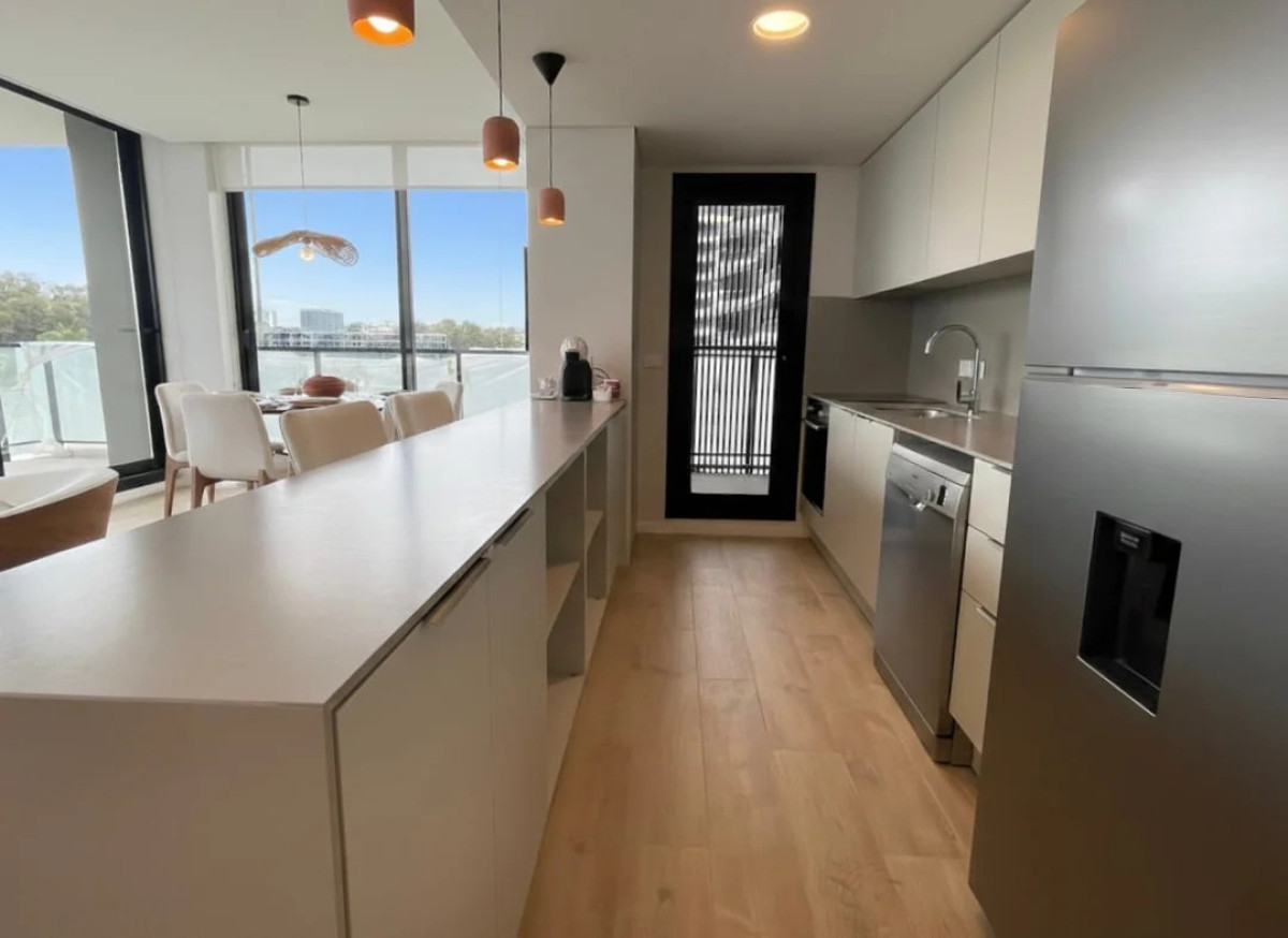 Apartamento ID.2140/ - VENTA PISO ALTO VISTA AL LAGO 