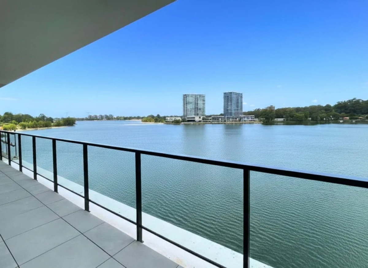 Apartamento ID.2140/ - VENTA PISO ALTO VISTA AL LAGO 