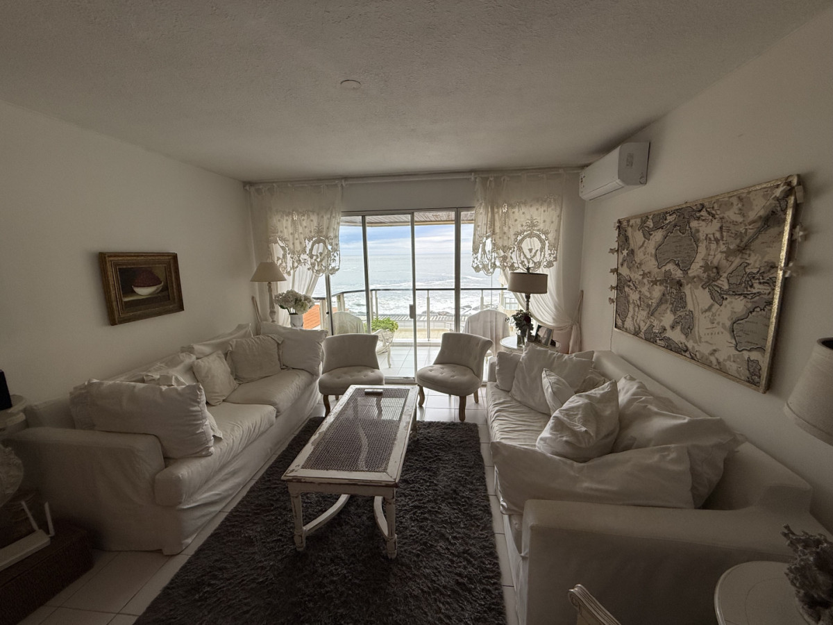 Apartamento ID.2392/ - Departamento Primera fila en peninsula 
