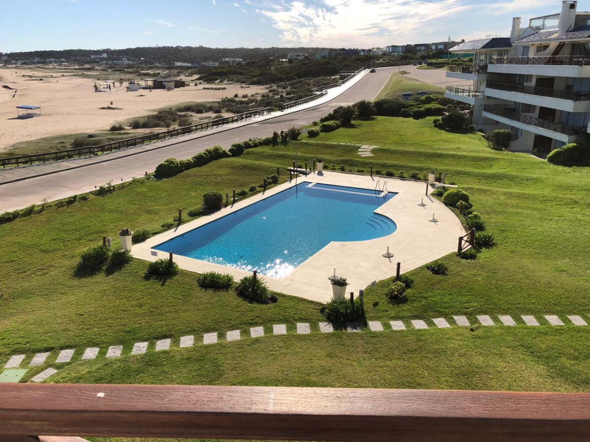 Apartamento ID.2296 - Duplex en Manantiales 