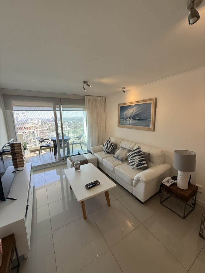 Apartamento ID.2079/ - Departamento en playa brava 2 baños y 2 dormitorios 