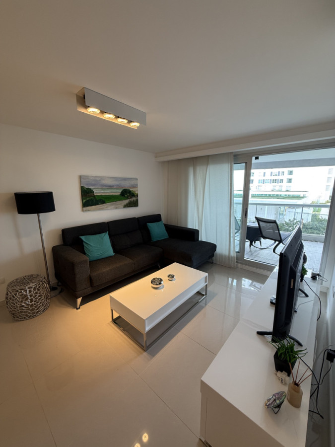Apartamento ID.1918 - Departamento en Playa Brava 3 dormitorios + Servicio