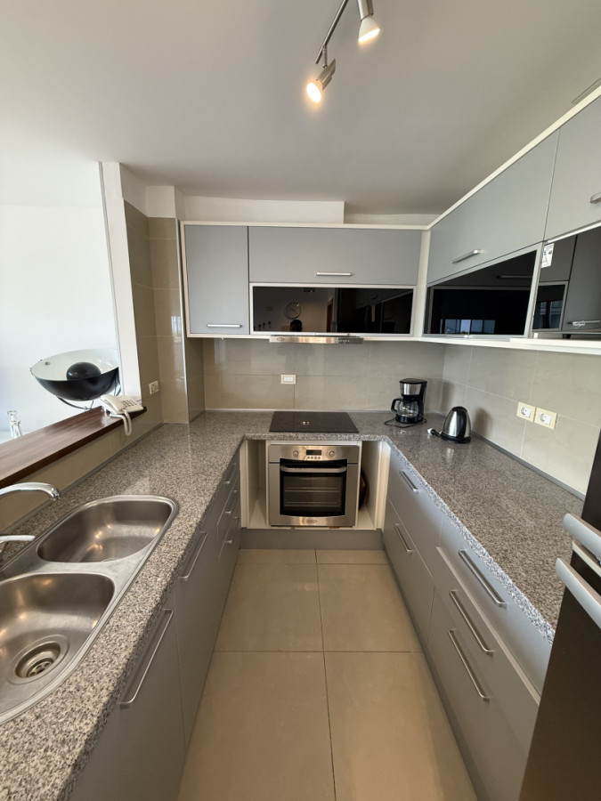 Apartamento ID.1891/ - Apartamento en Brava con vista al mar 2 dormitorios 2 baños
