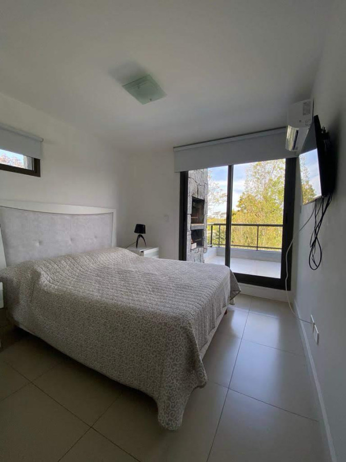 Apartamento ID.2073/ - Departamento 2 dormitorios en Punta del Este