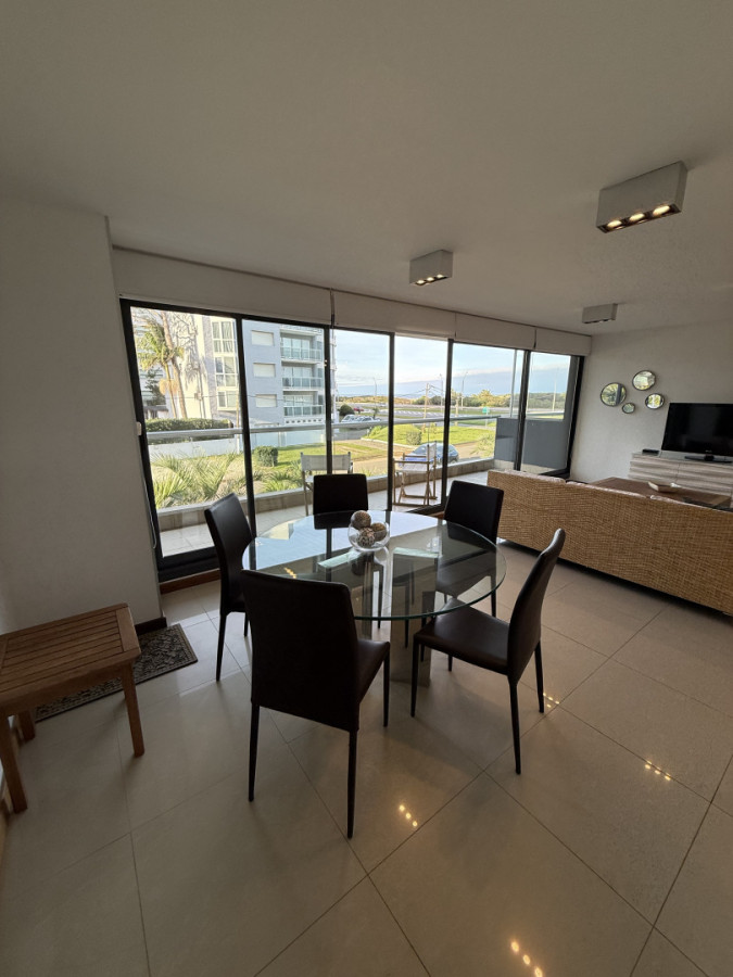 Apartamento ID.1891/ - Apartamento en Brava con vista al mar 2 dormitorios 2 baños