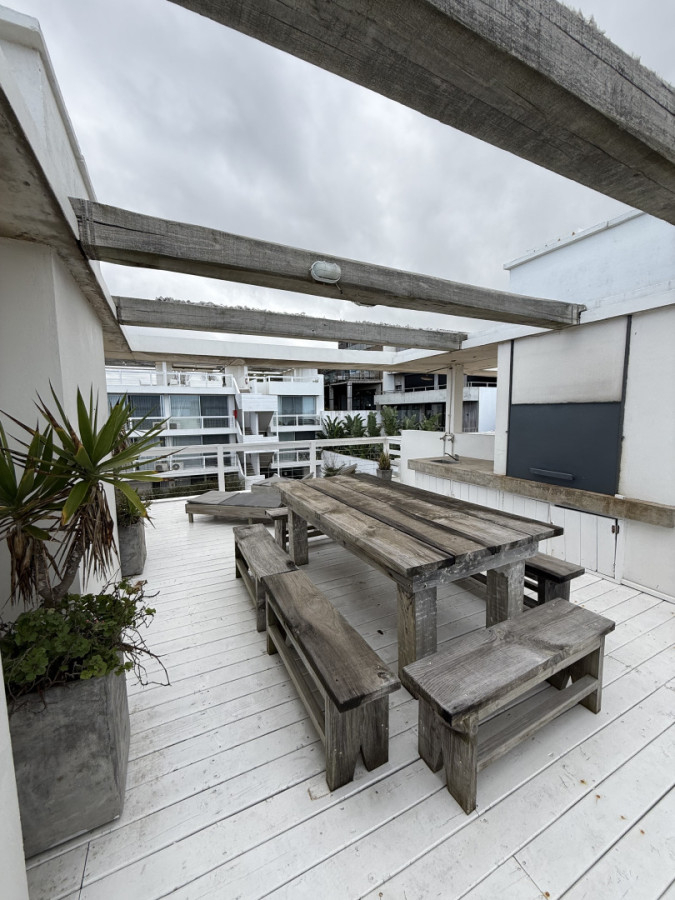 Apartamento ID.1915/ - Departamento de 2 dormitorios en manantiales