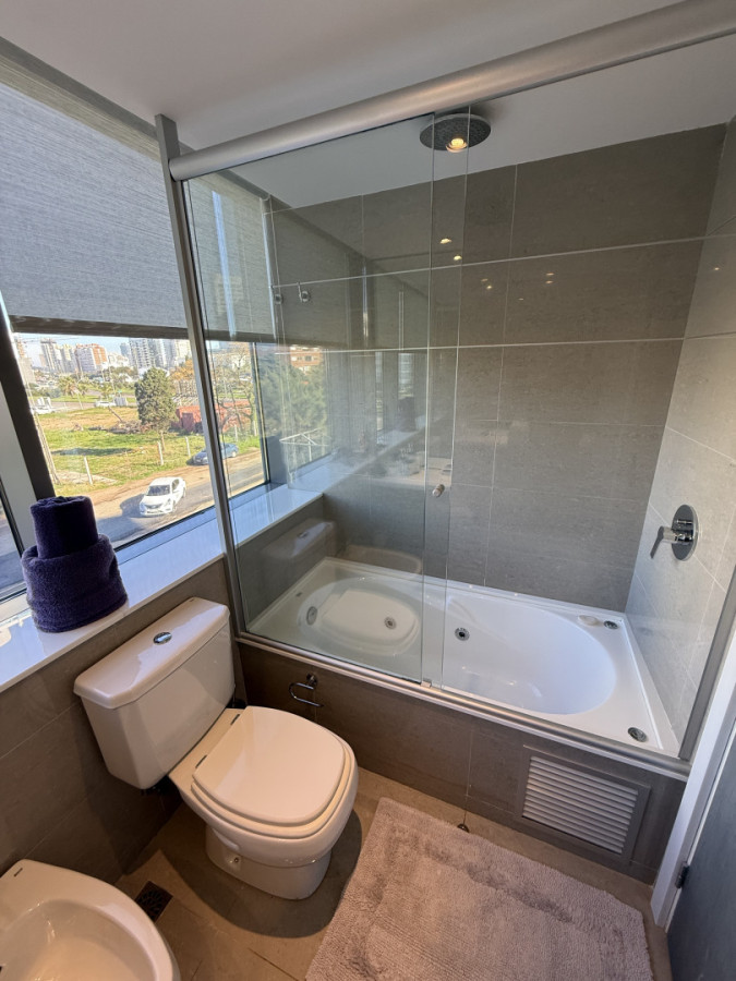 Apartamento ID.2112 - DEPARTAMENTO DE 3 DORMITORIOS EN PLAYA MANSA