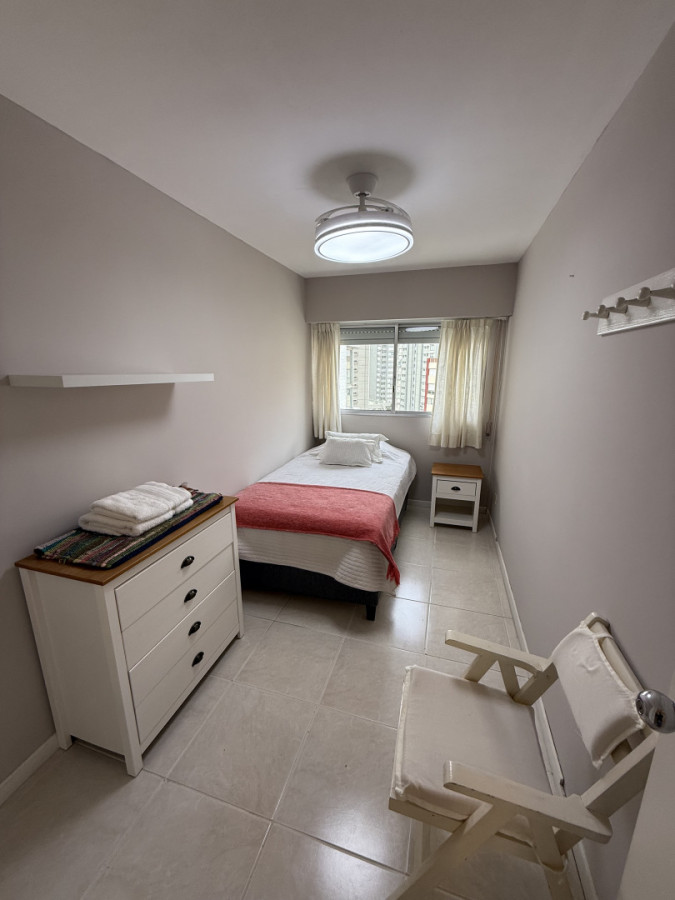 Apartamento ID.1905/ - Departamento de 3 dormitorios en Torre Triangulo mansa 