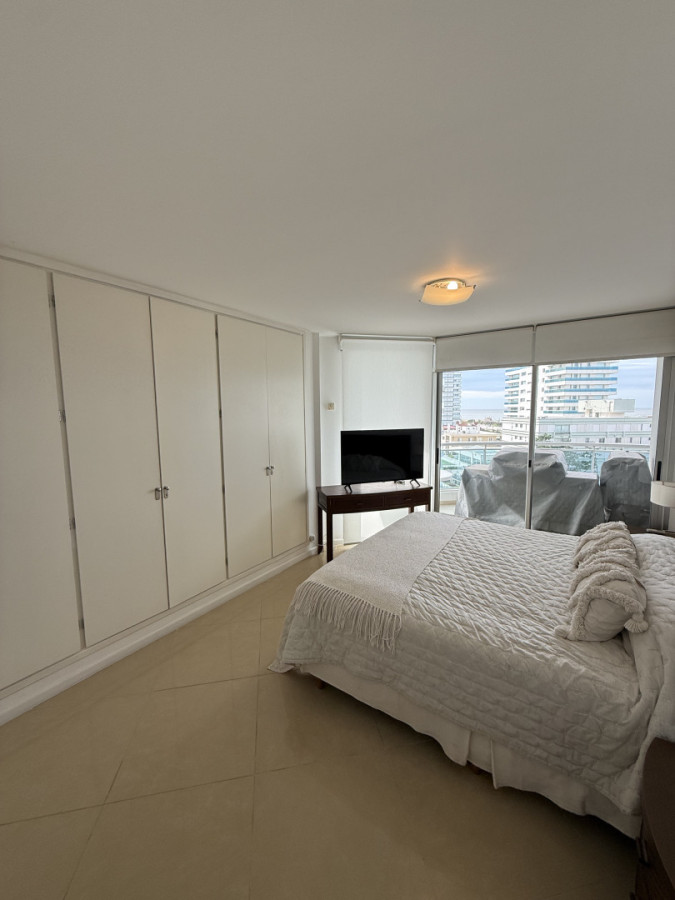 Apartamento ID.1778/ - Departmamento  de 3 dormitorios en Siglo Sol 