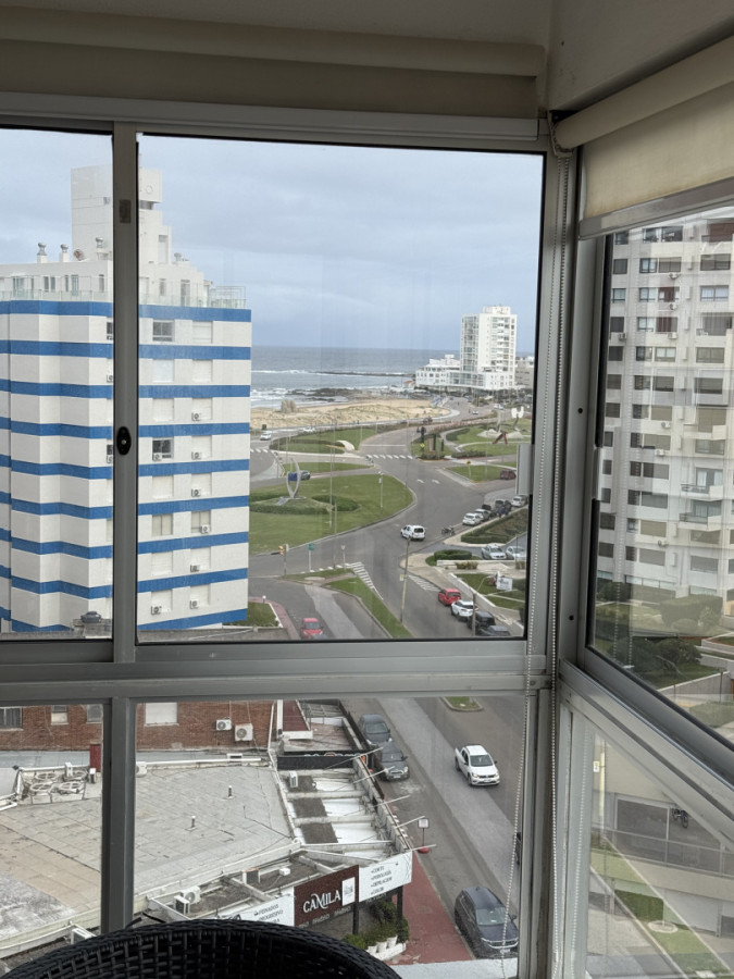 Apartamento ID.1905/ - Departamento de 3 dormitorios en Torre Triangulo mansa 