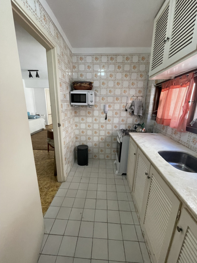 Apartamento ID.2121 - Punta del EsteAlquiler  1 dor y cochera fija PENINSULA 