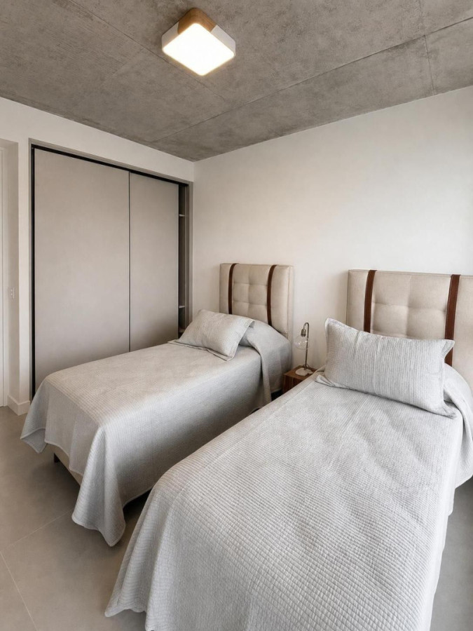 Apartamento ID.1957/ - Departamento 2 dormitorios 2 baños en Playa Brava 