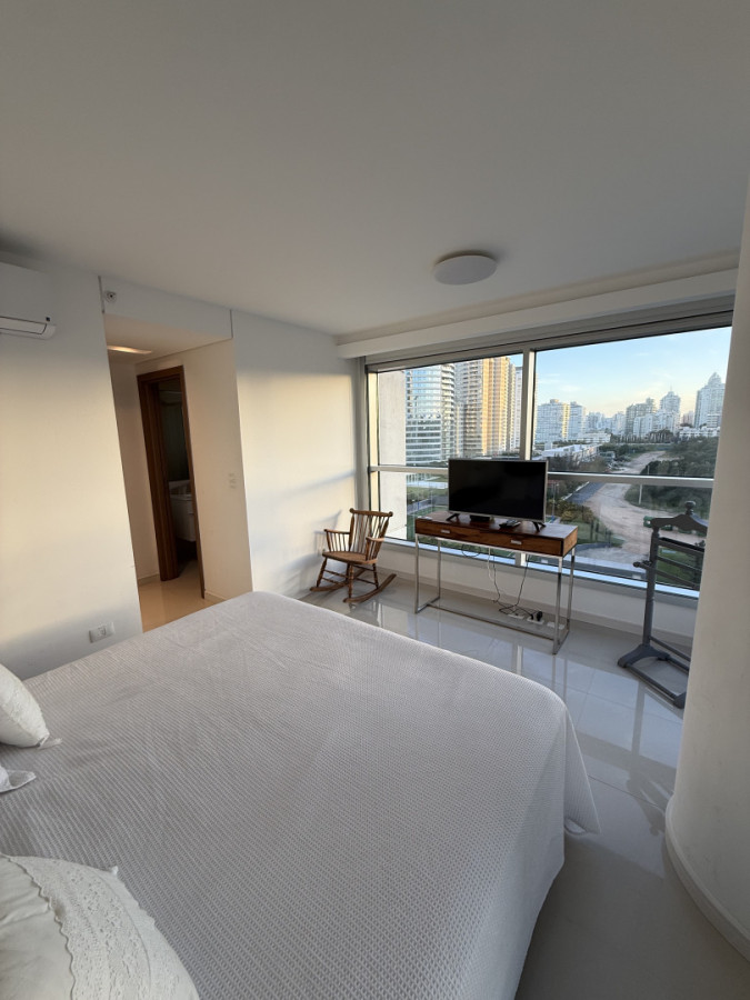 Apartamento ID.1797/ - LOOK BRAVA 2 SUITES + DEPENDENCIA