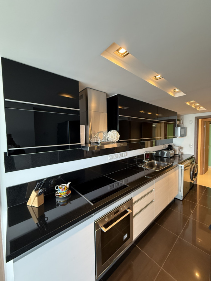 Apartamento ID.1918 - Departamento en Playa Brava 3 dormitorios + Servicio