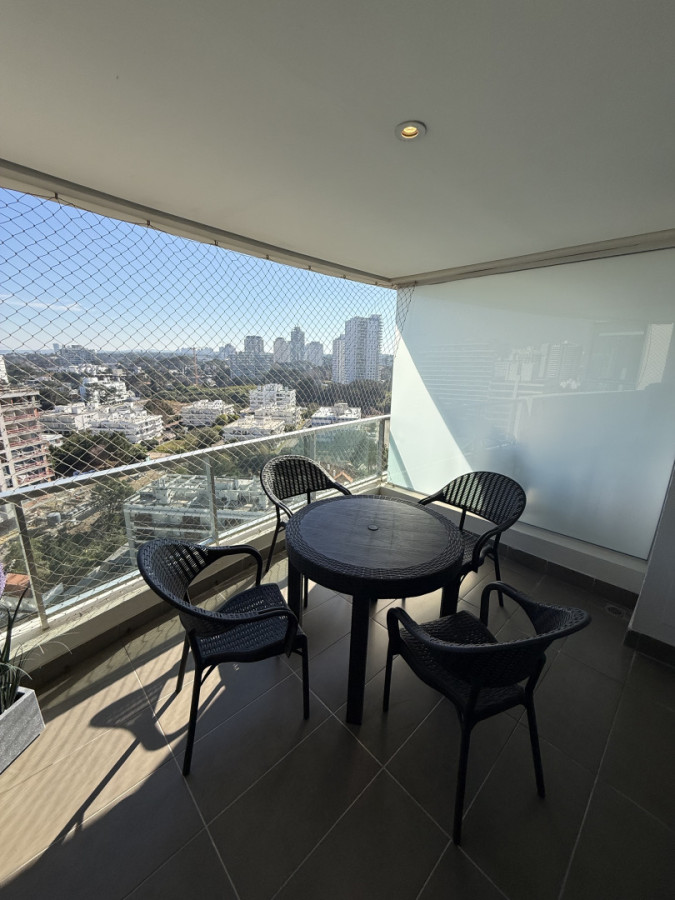 Apartamento ID.2079/ - Departamento en playa brava 2 baños y 2 dormitorios 