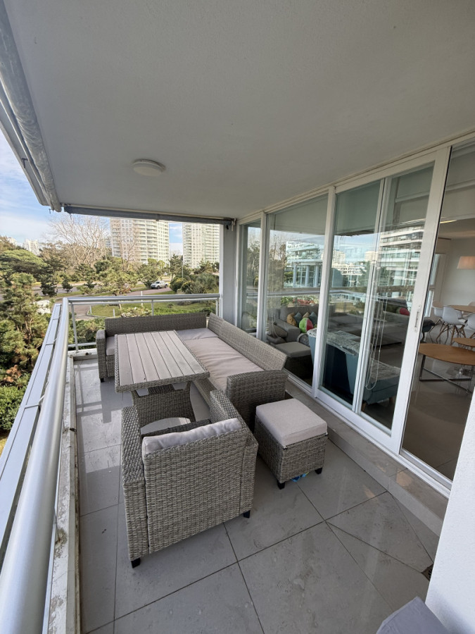 Apartamento ID.2082/ - Departamento de 1 dormitorio en Playa brava