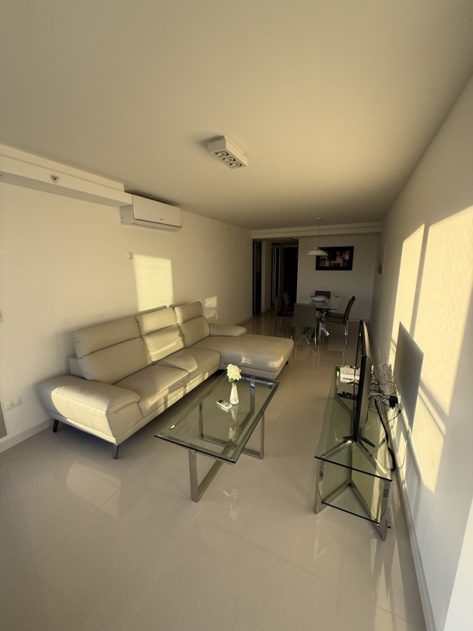 Apartamento ID.1797/ - LOOK BRAVA 2 SUITES + DEPENDENCIA