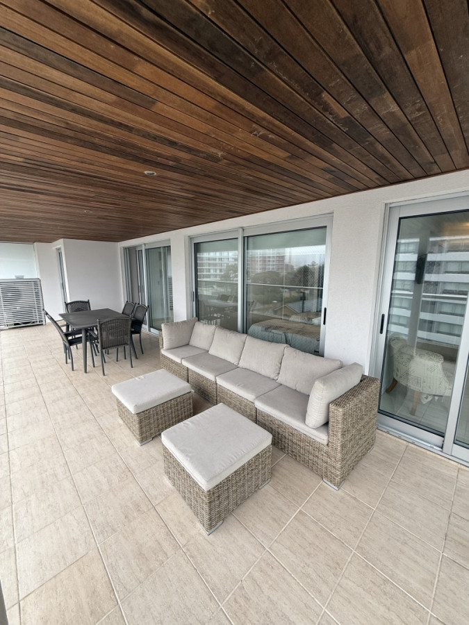 Apartamento ID.2182/ - Departamento de 2 dormitorios y medio en ICON BRAVA