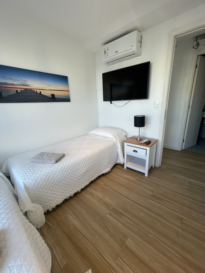 Apartamento ID.2040/ - VENTA- Departamento 2 dormitorios con vista a Brava- Amenities.