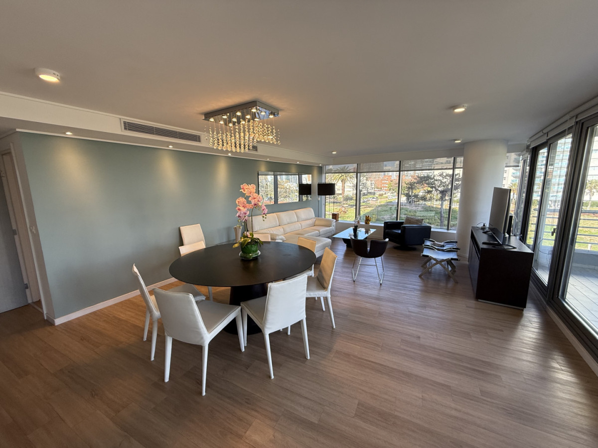 Apartamento ID.2112 - DEPARTAMENTO DE 3 DORMITORIOS EN PLAYA MANSA