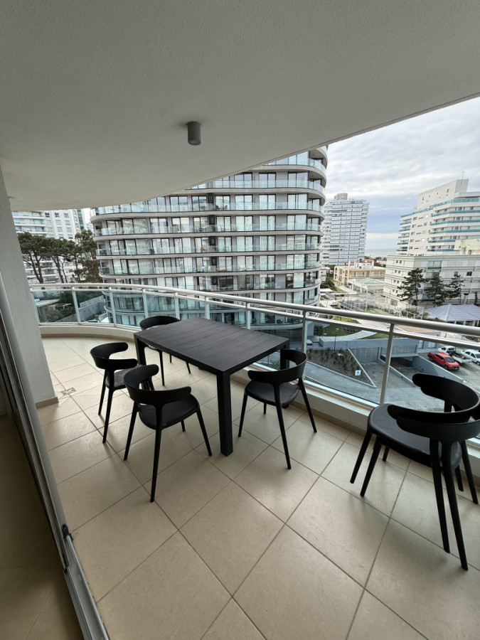 Apartamento ID.1778/ - Departmamento  de 3 dormitorios en Siglo Sol 