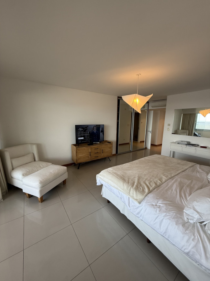 Apartamento ID.2005 - Departamento en Tiburon III de 3 dormitorios + servicio 