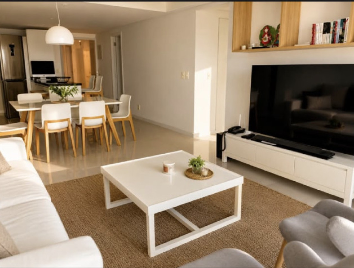 Apartamento ID.2193/ - Departamento de 2 dormitorios + Servicio en Torre Esmeralda 