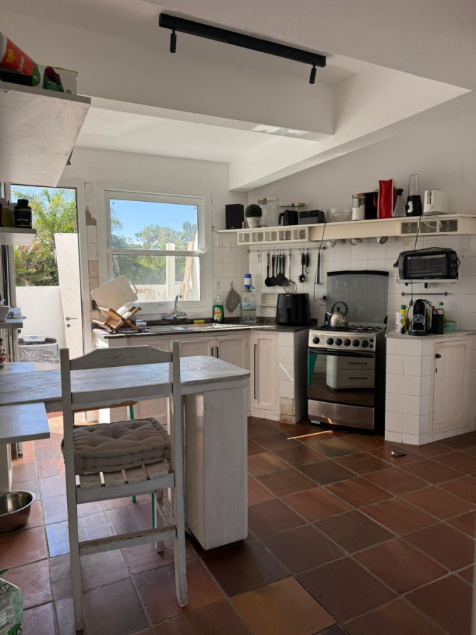 Apartamento ID.1587/ - Parada 20 Brava. Apartamento con vistas 4 dormitorios y servicios
