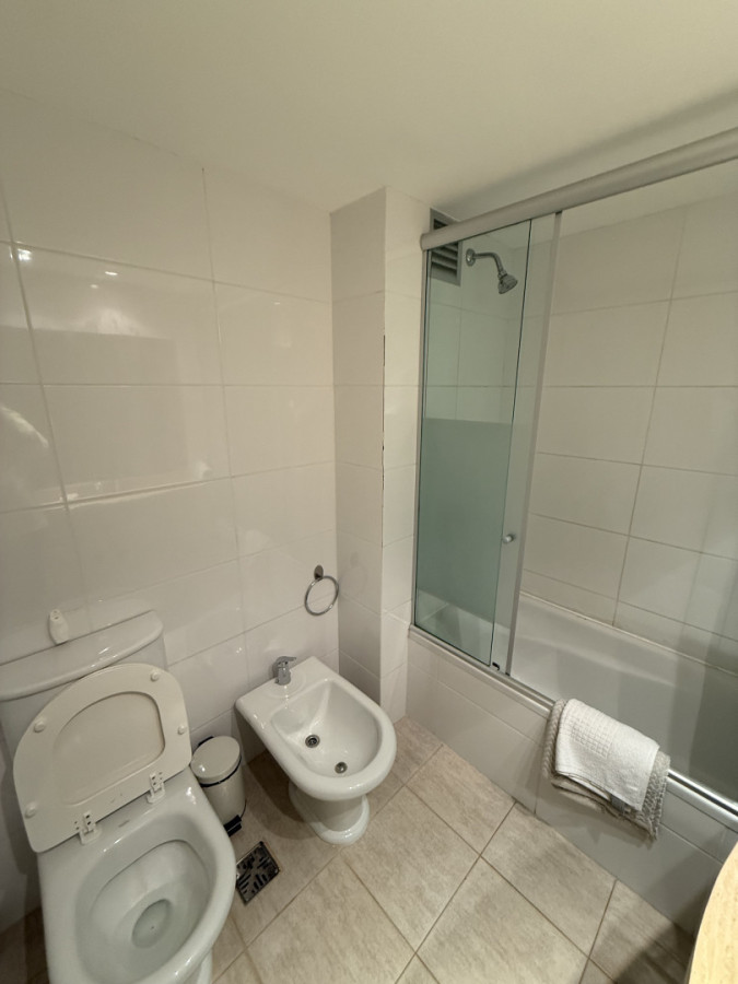 Apartamento ID.1778/ - Departmamento  de 3 dormitorios en Siglo Sol 